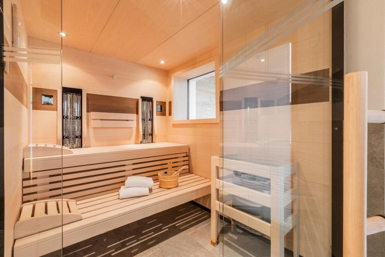 Loewen Chalets เซเฟลด์ อิน ทิโรล ภายนอก รูปภาพ