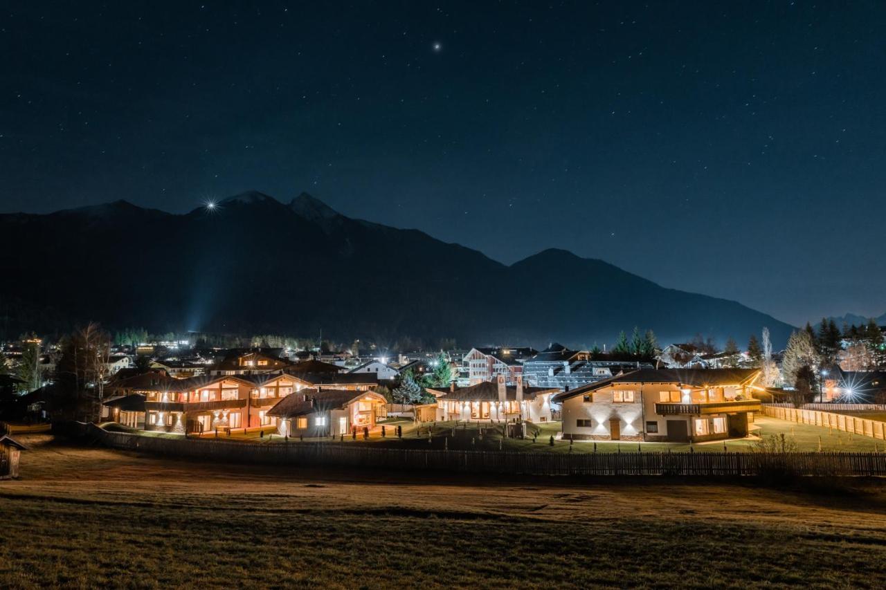Loewen Chalets เซเฟลด์ อิน ทิโรล ภายนอก รูปภาพ