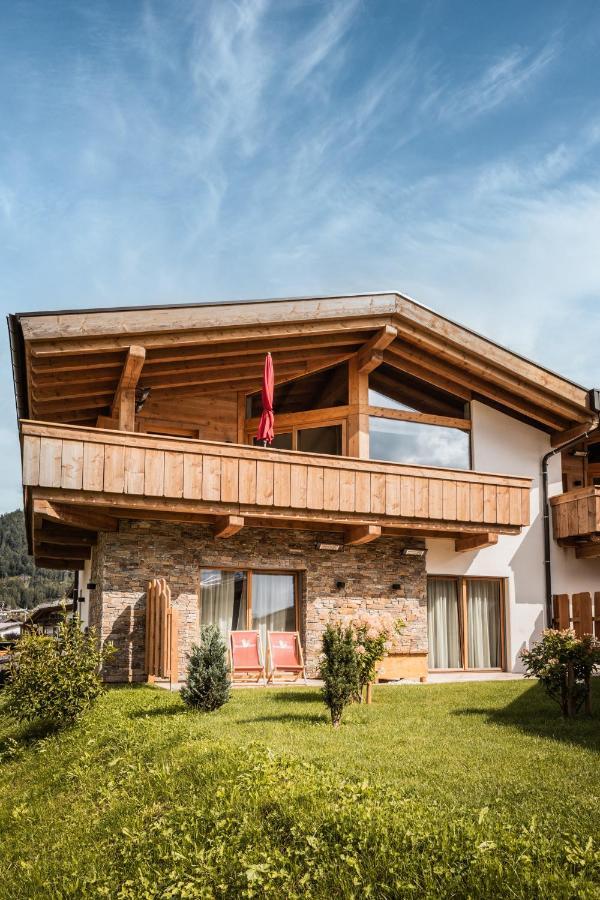 Loewen Chalets เซเฟลด์ อิน ทิโรล ภายนอก รูปภาพ