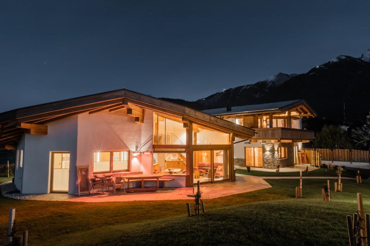 Loewen Chalets เซเฟลด์ อิน ทิโรล ภายนอก รูปภาพ