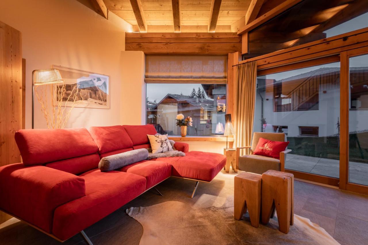 Loewen Chalets เซเฟลด์ อิน ทิโรล ภายนอก รูปภาพ