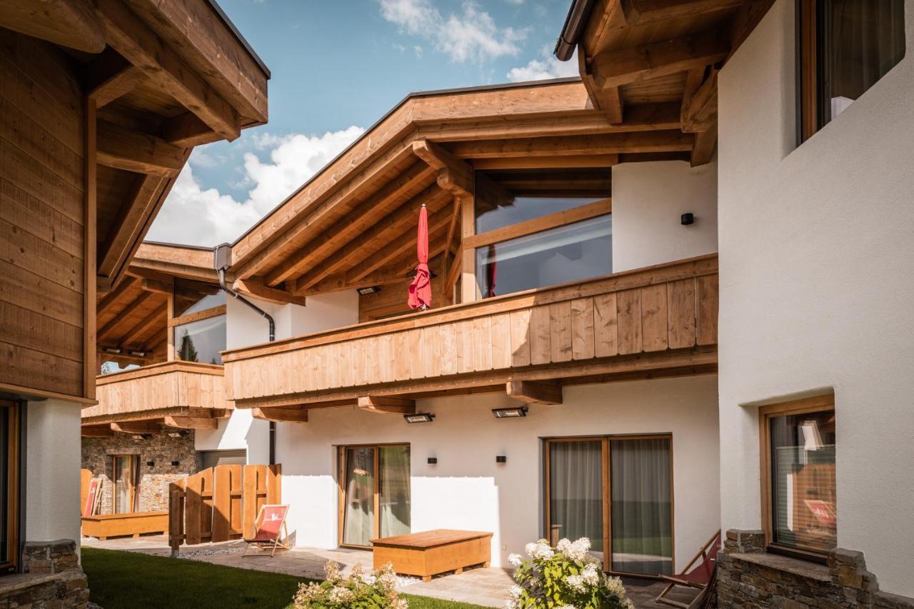 Loewen Chalets เซเฟลด์ อิน ทิโรล ภายนอก รูปภาพ