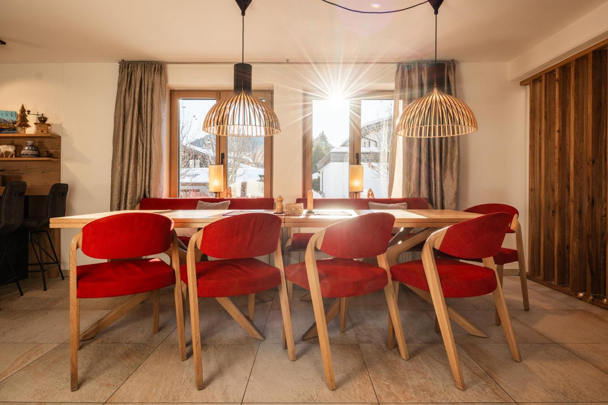 Loewen Chalets เซเฟลด์ อิน ทิโรล ภายนอก รูปภาพ
