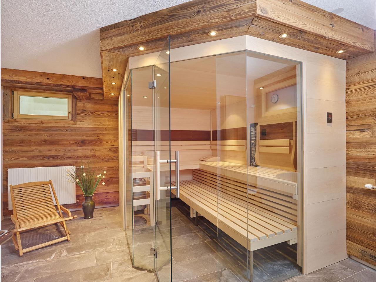 Loewen Chalets เซเฟลด์ อิน ทิโรล ภายนอก รูปภาพ