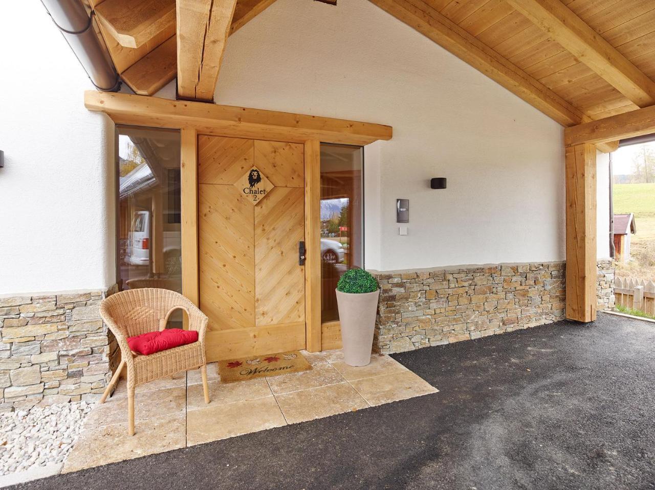 Loewen Chalets เซเฟลด์ อิน ทิโรล ภายนอก รูปภาพ